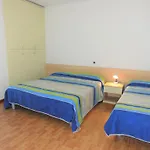 Beachside Comfort On First Floor アパート